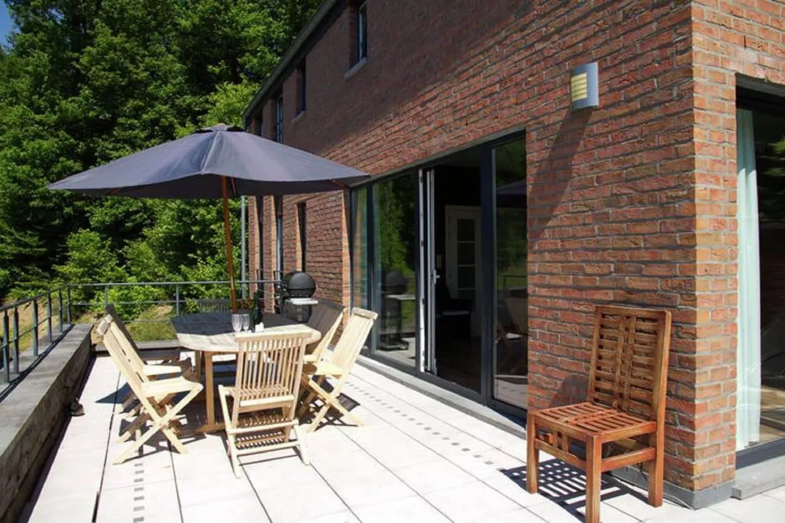 Villa Swing-Balcon-terrasse