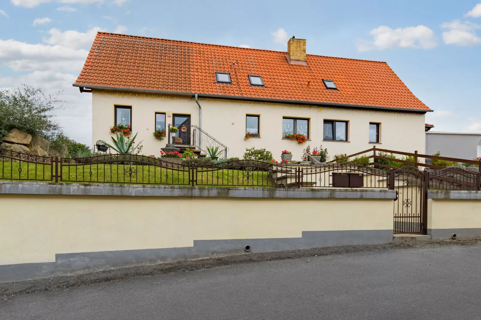 Ferienwohnung Jagdglück-Exterior summer