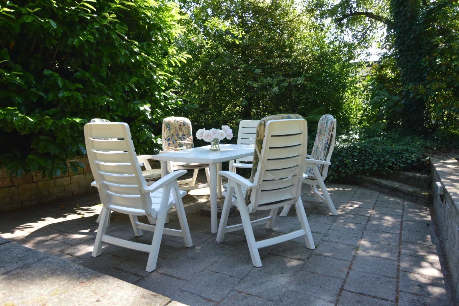 Little White Cottage-Terrassenbalkon