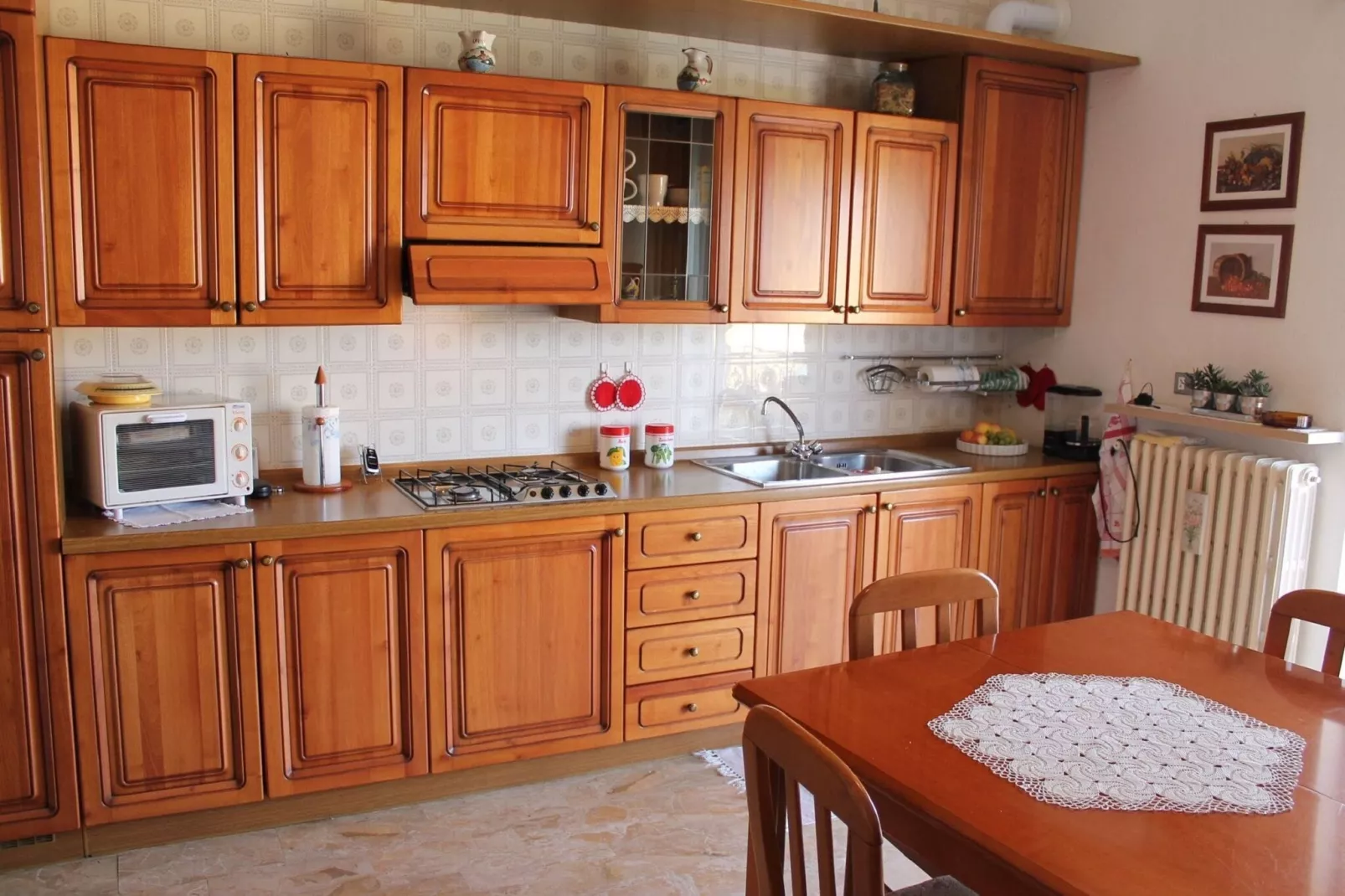 Sauda Cinque-Kitchen