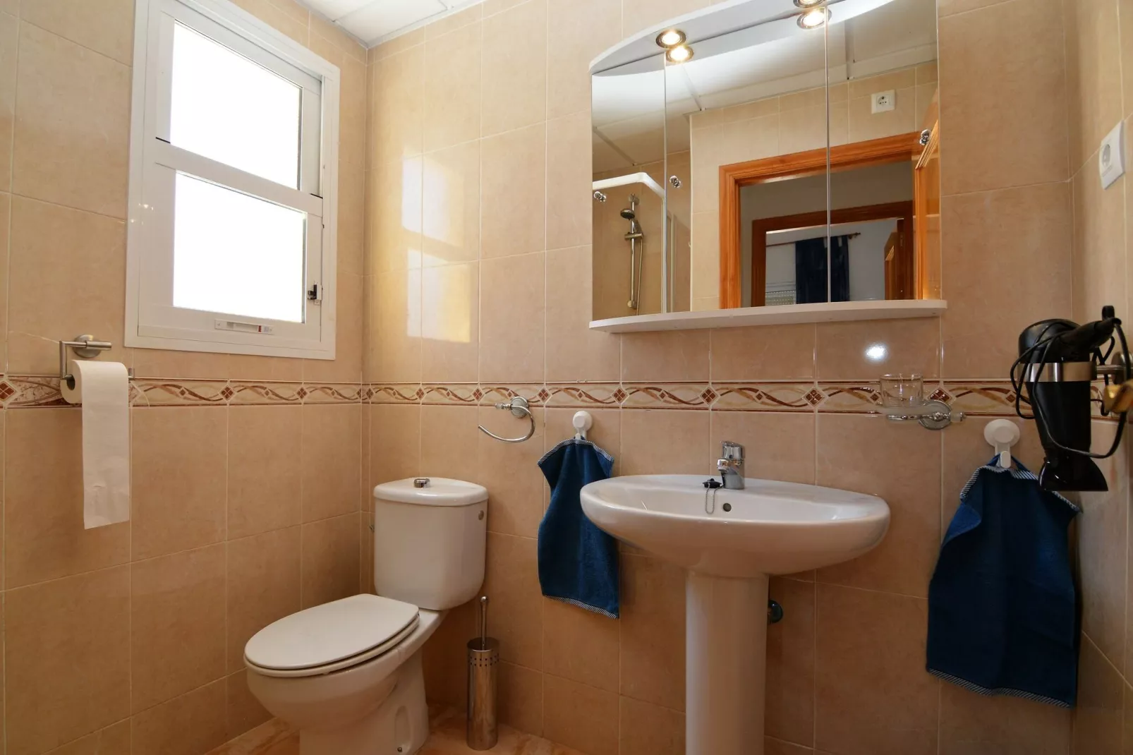 Villa Costa de la Vida-Bathroom