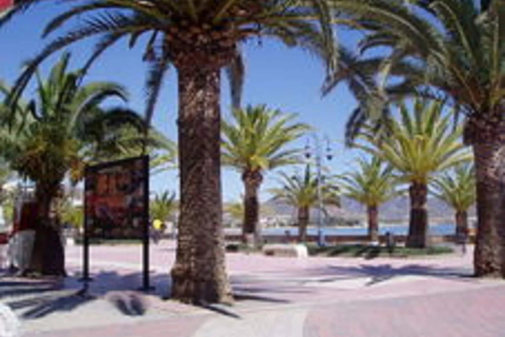 Villa Costa de la Vida-Areas summer 5km