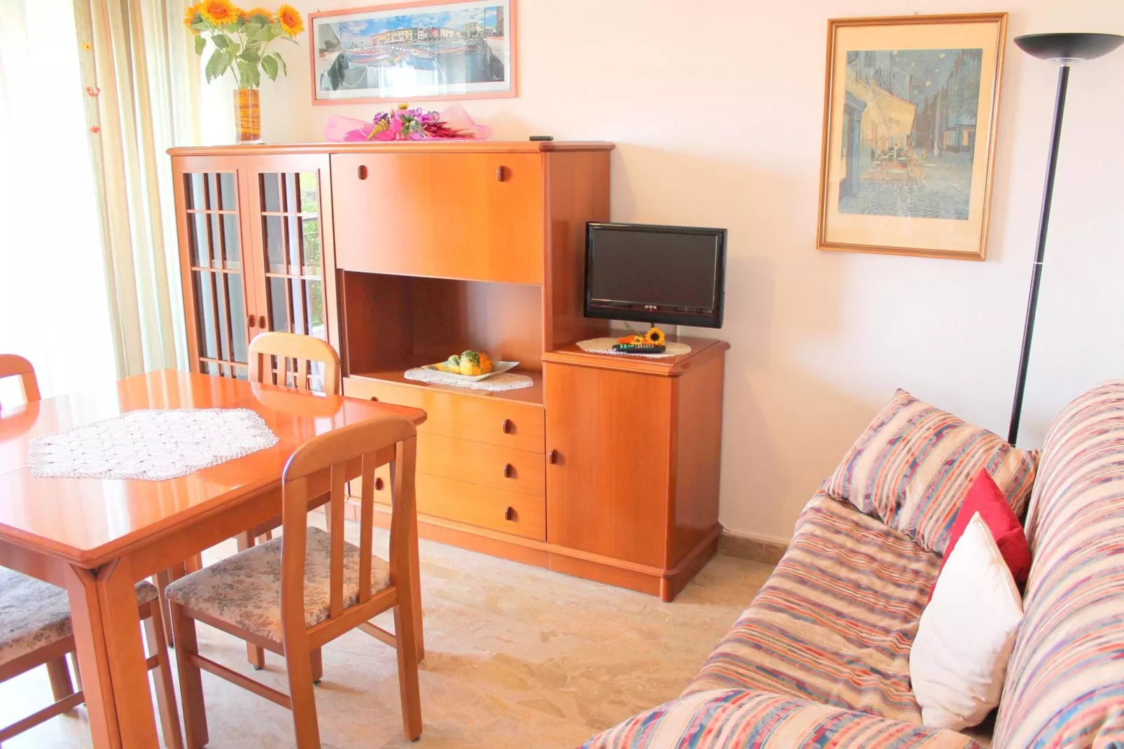 Sauda Cinque-Living room