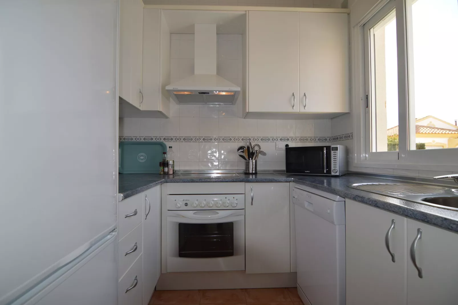 Casa Happinez-Kitchen