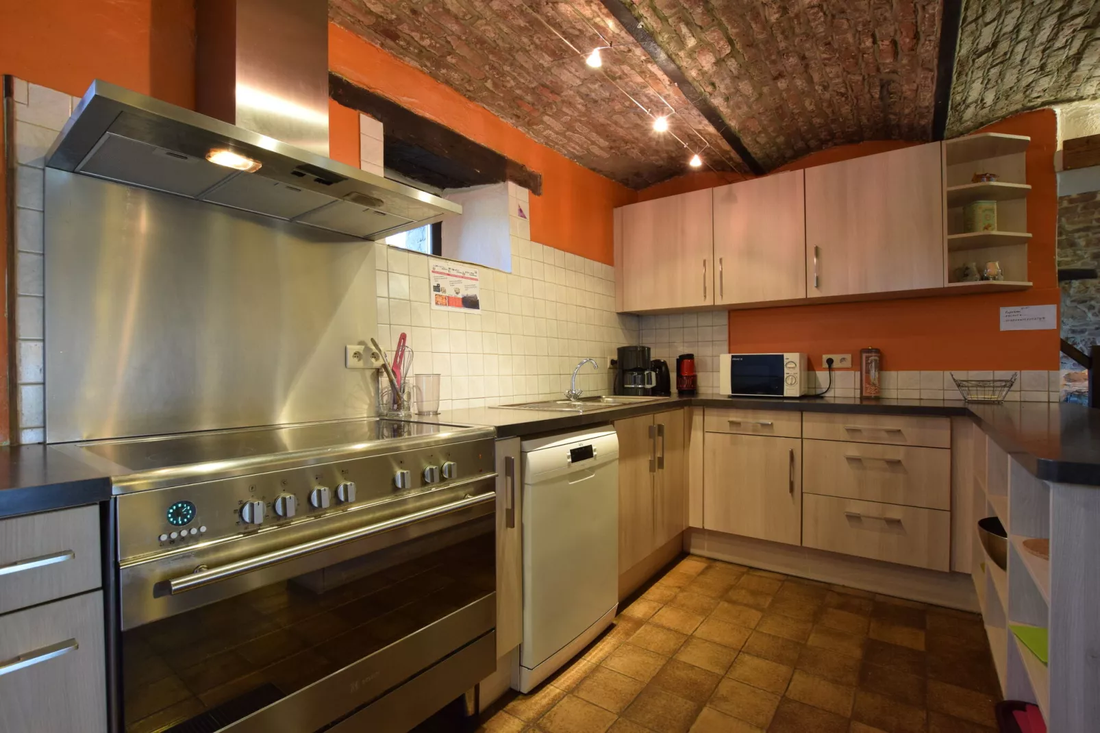 La Vraie Vie-Kitchen