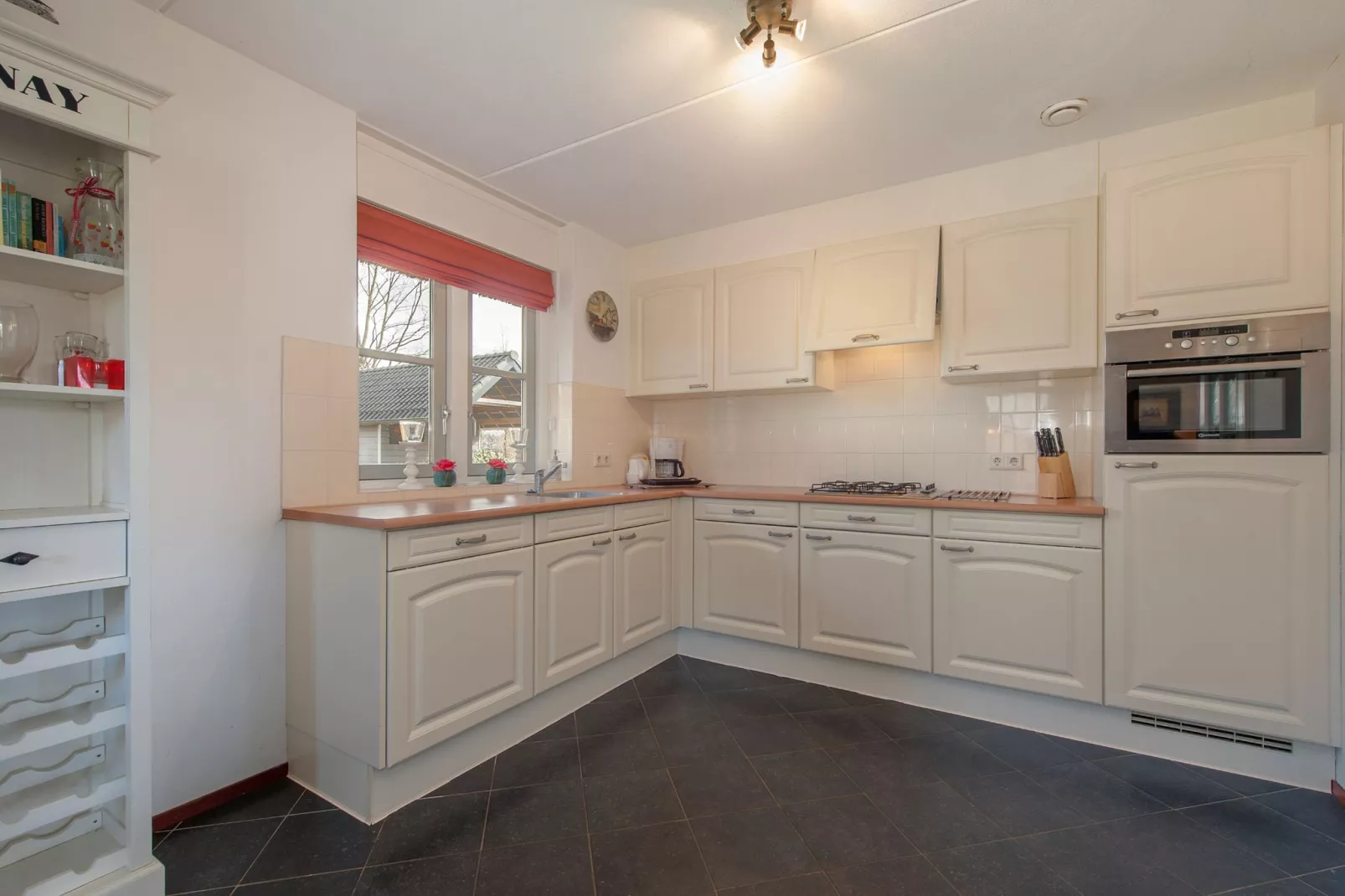 Buitenplaats De Hildenberg 5-Kitchen