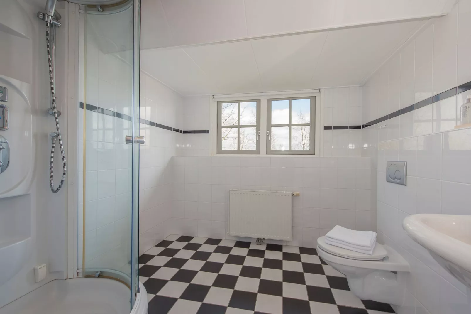 Buitenplaats De Hildenberg 5-Bathroom