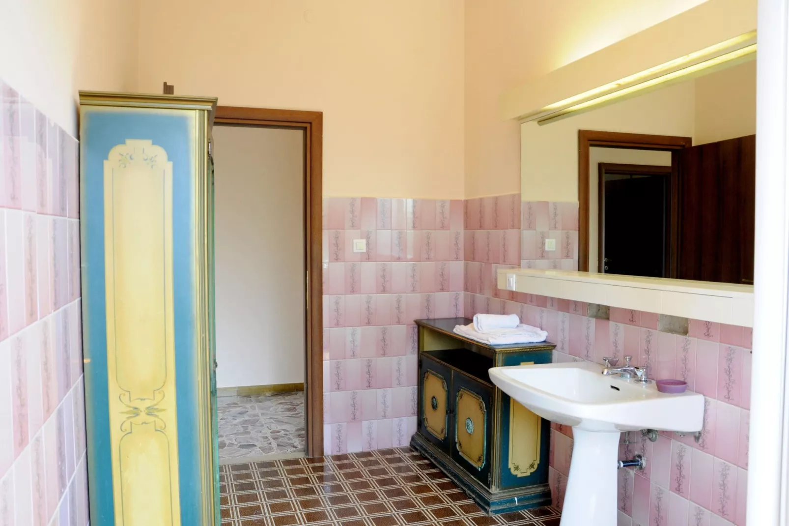 Porto Quarantaquattro-Bathroom