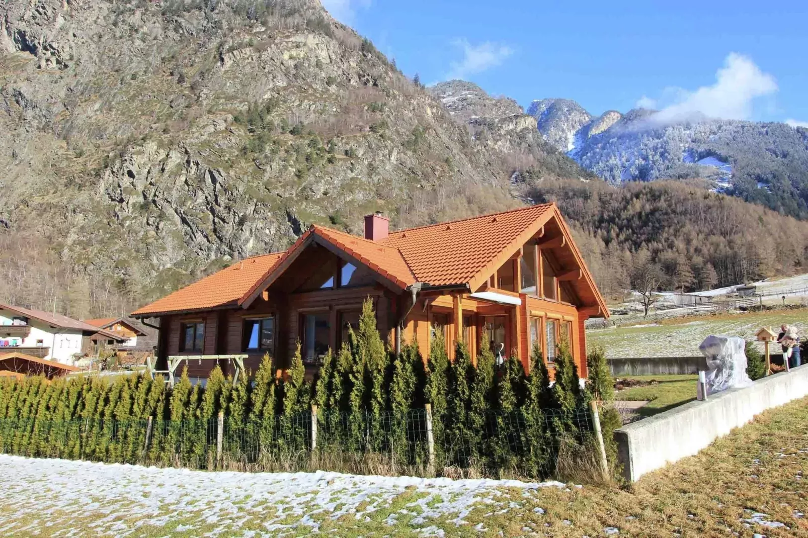 Koster-Exterior winter