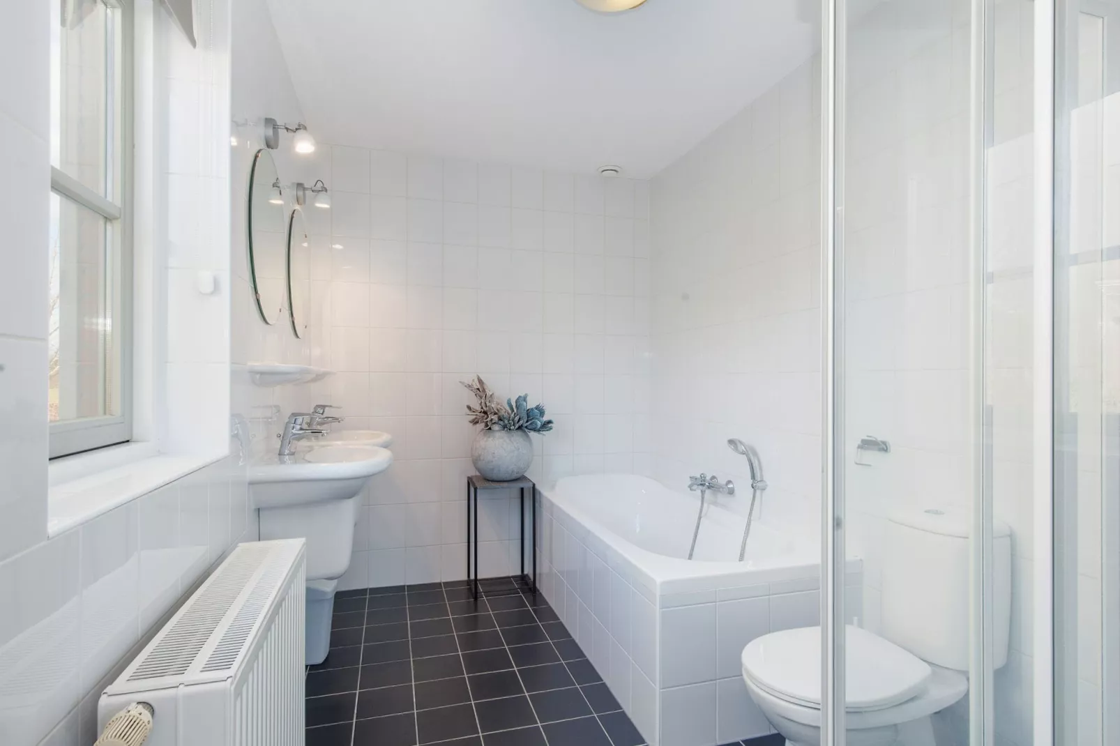 Buitenplaats De Hildenberg 7-Bathroom