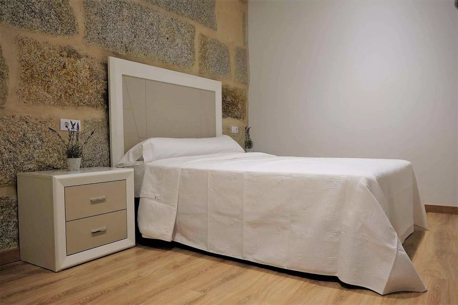 Villa Trabazos Abellas-Chambre