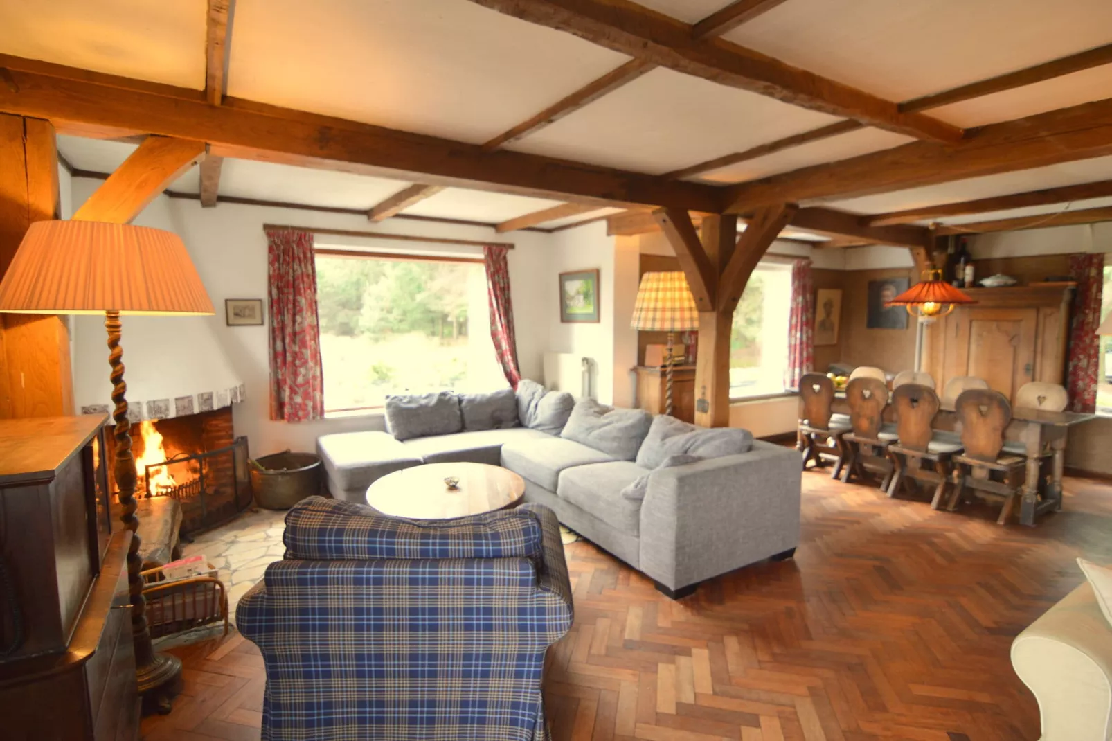 Huis in het bos-Living room