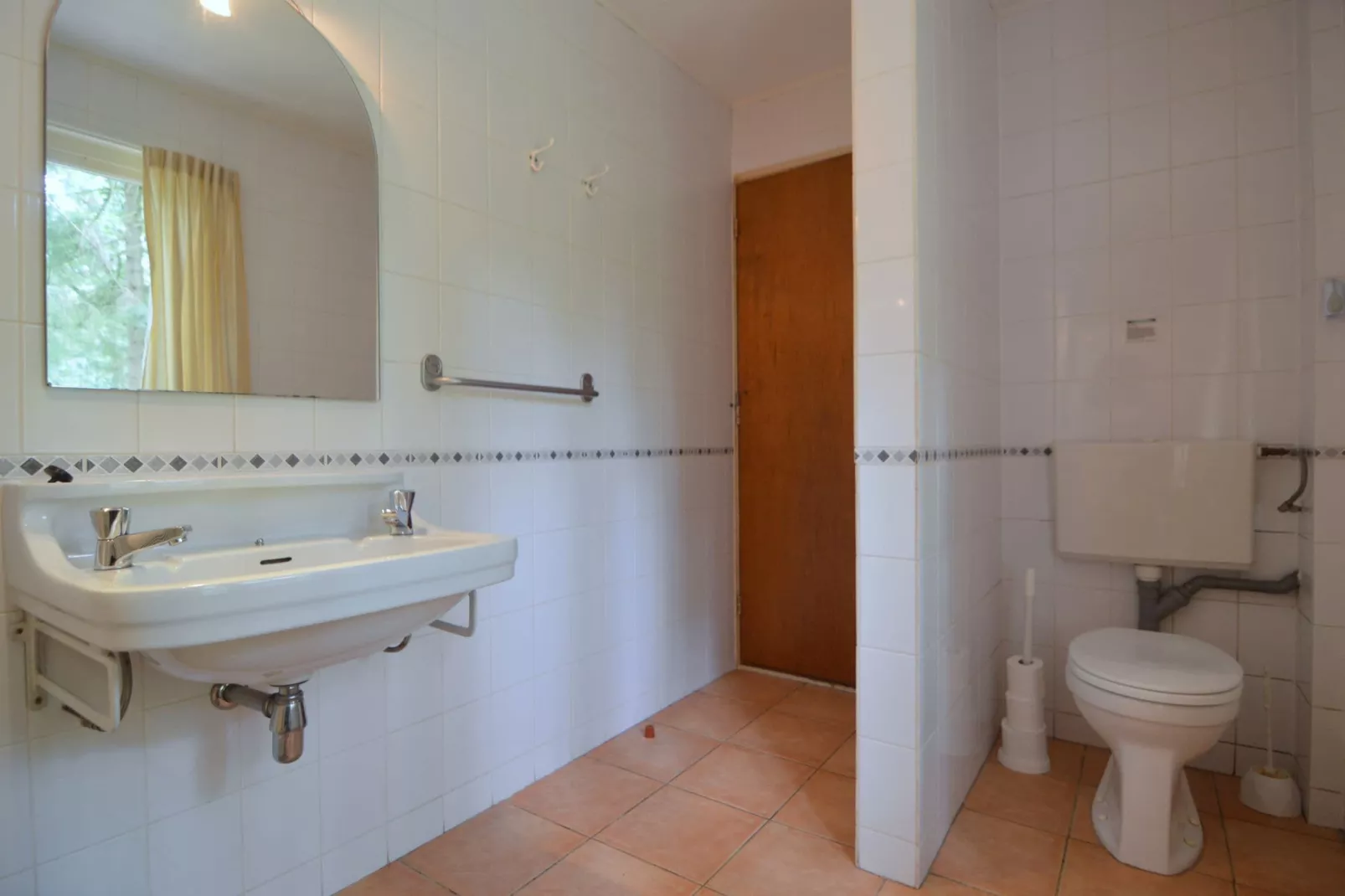 Huis in het bos-Bathroom