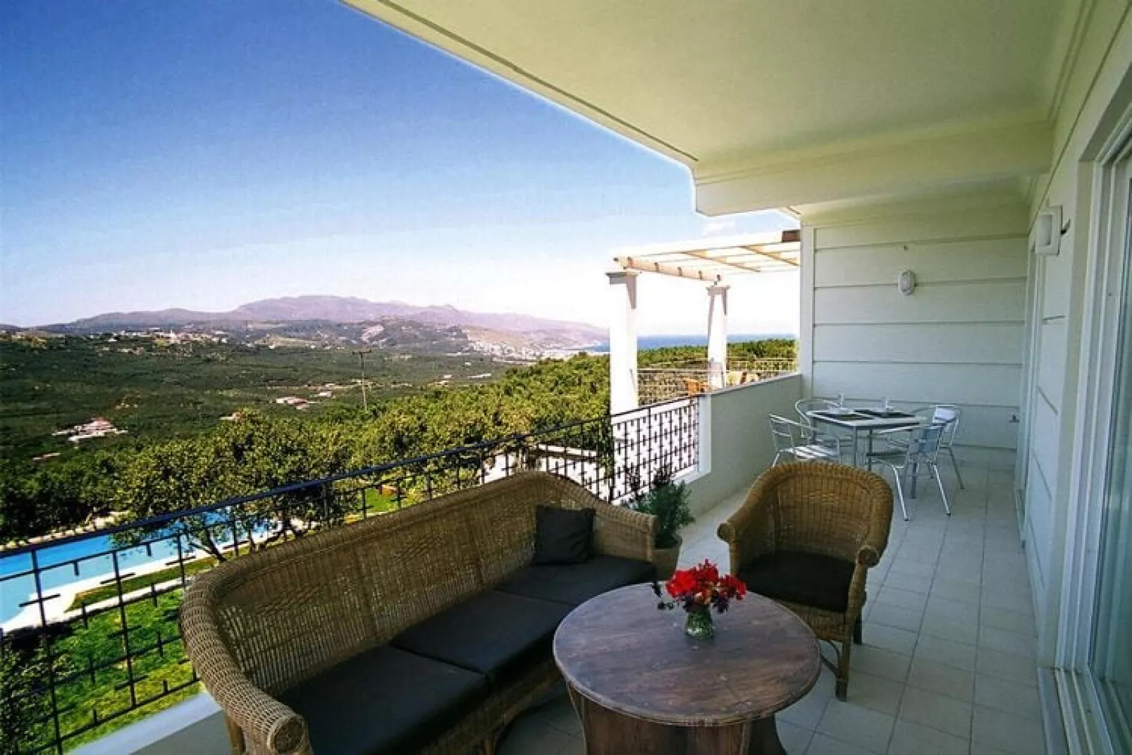 Holiday residence Rodanthi, Darmarochori-Villa Anthi, EG, ca. 170 qm, 6 Pax-Terrace