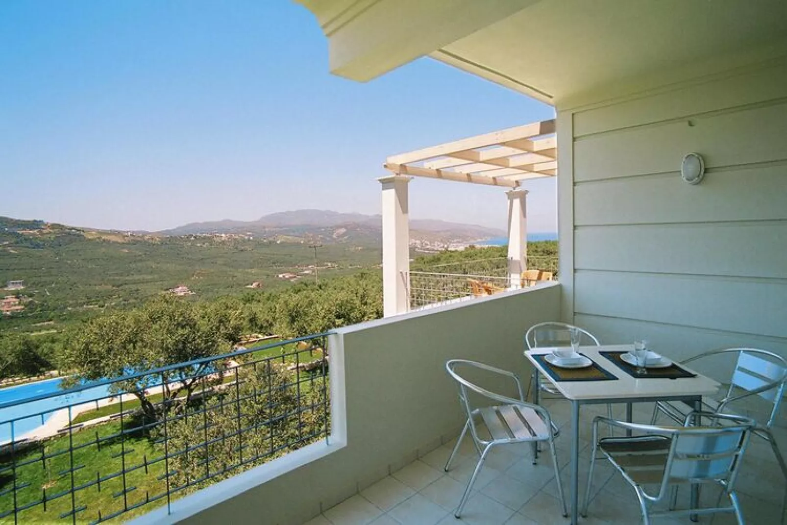 Holiday residence Rodanthi, Darmarochori-Villa Anthi, EG, ca. 170 qm, 6 Pax-Terrace