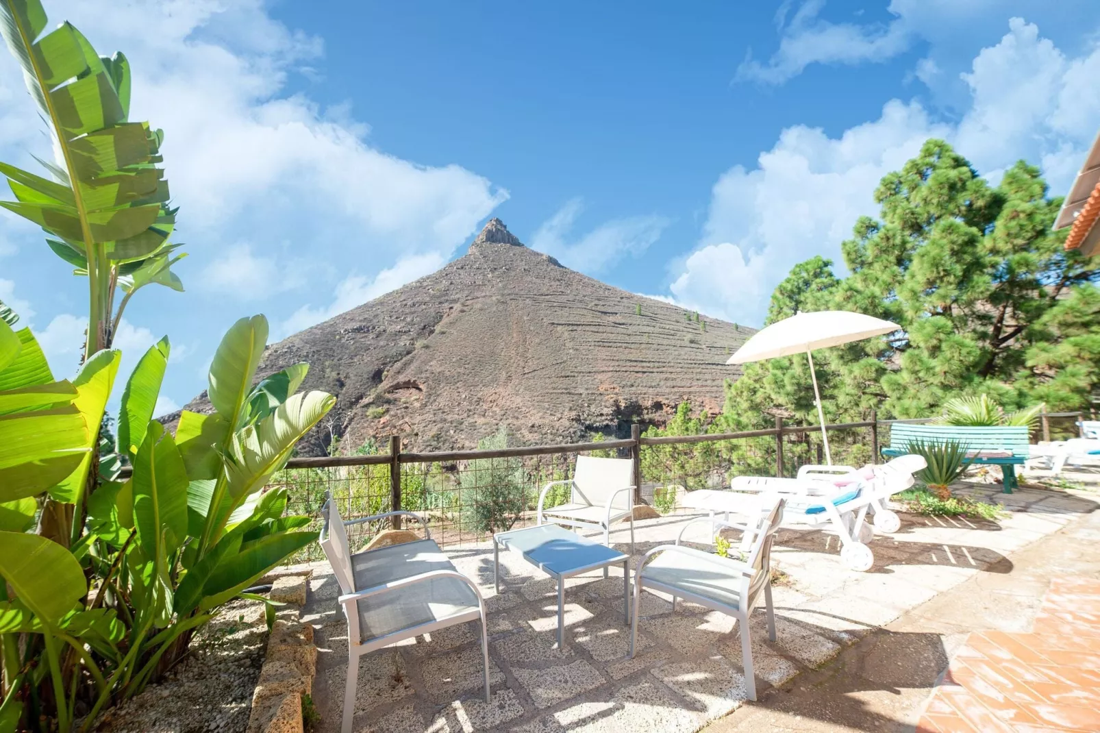 Tenerife Nature Retreat-Gardens summer