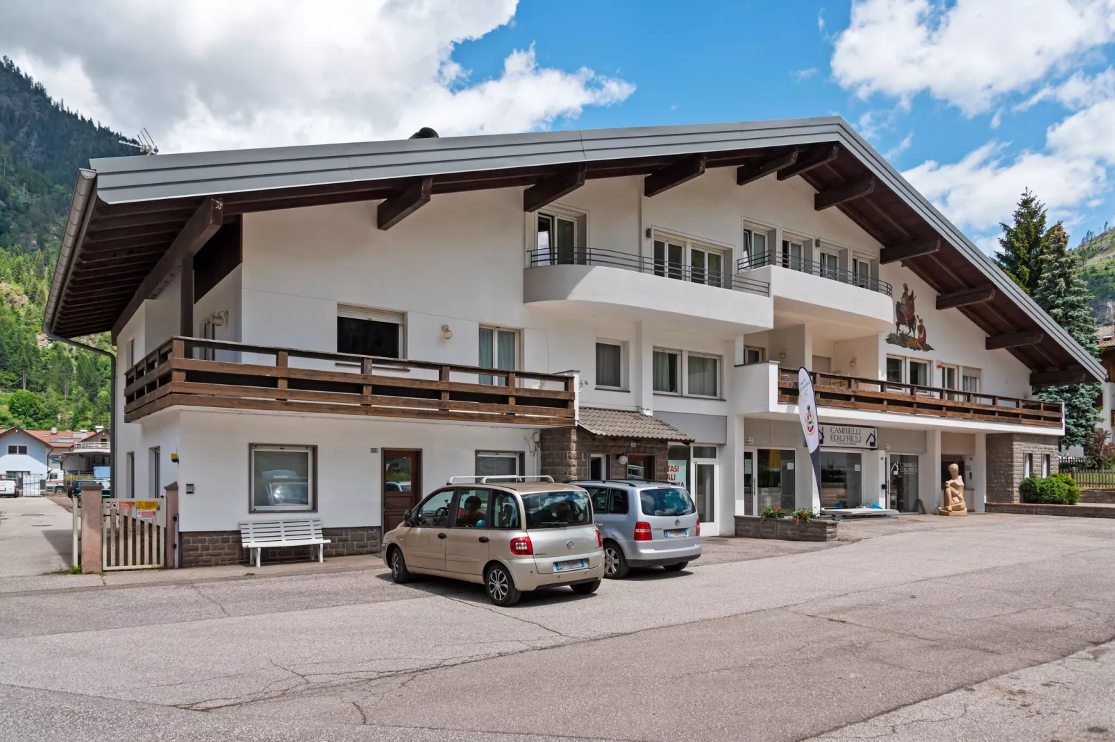Fiamme Grande-Exterior summer