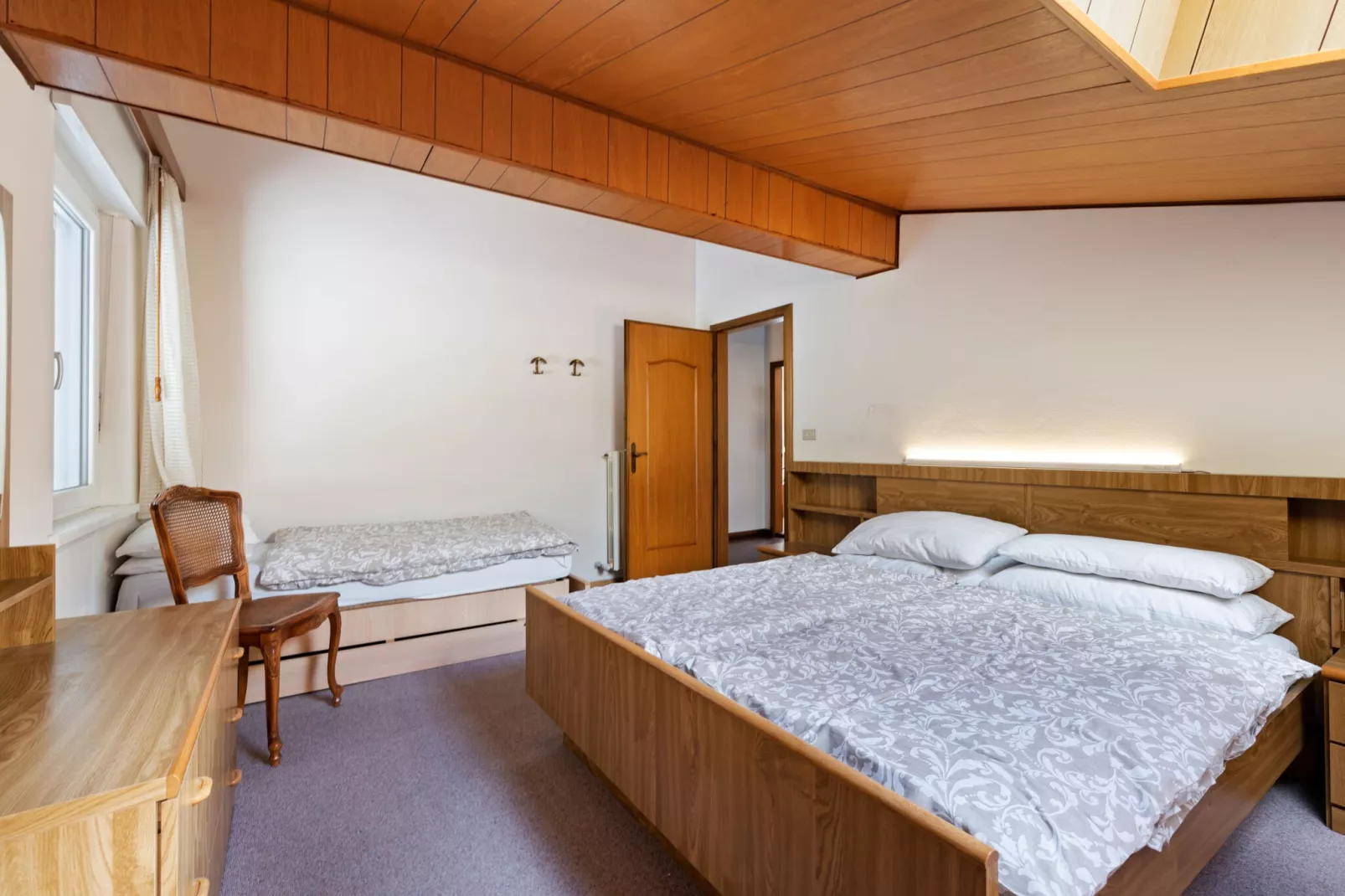 Fiamme Grande-Bedroom