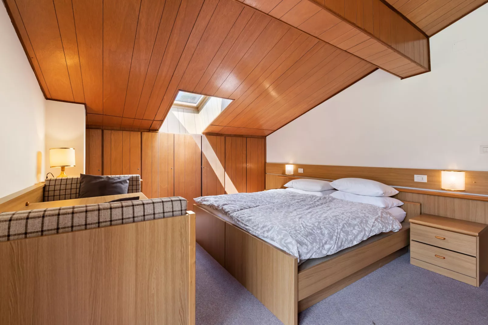 Fiamme Grande-Bedroom