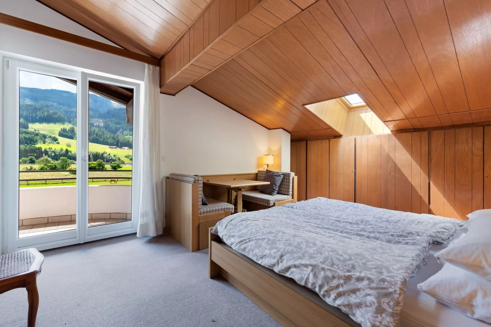 Fiamme Grande-Bedroom