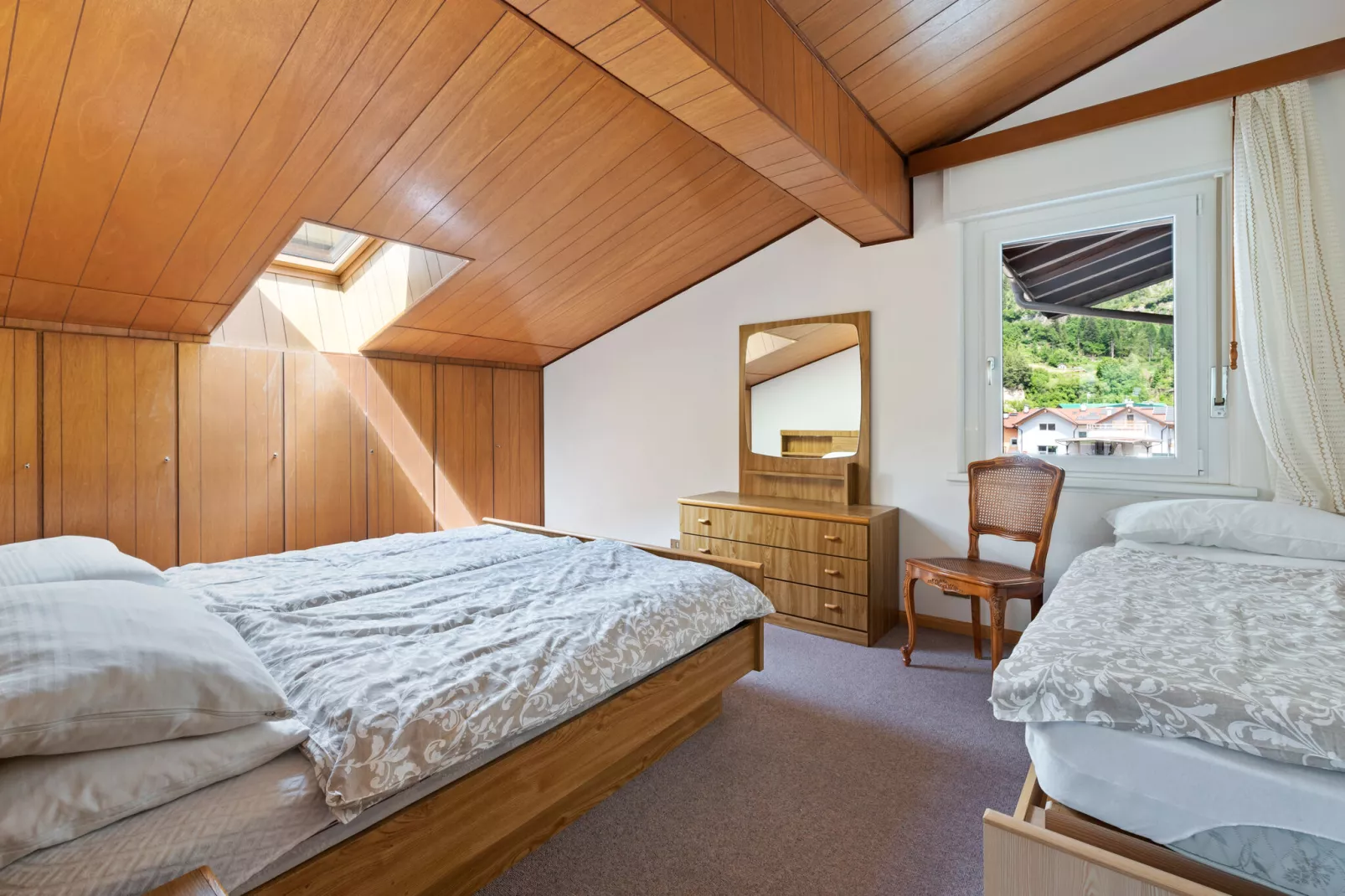 Fiamme Grande-Bedroom