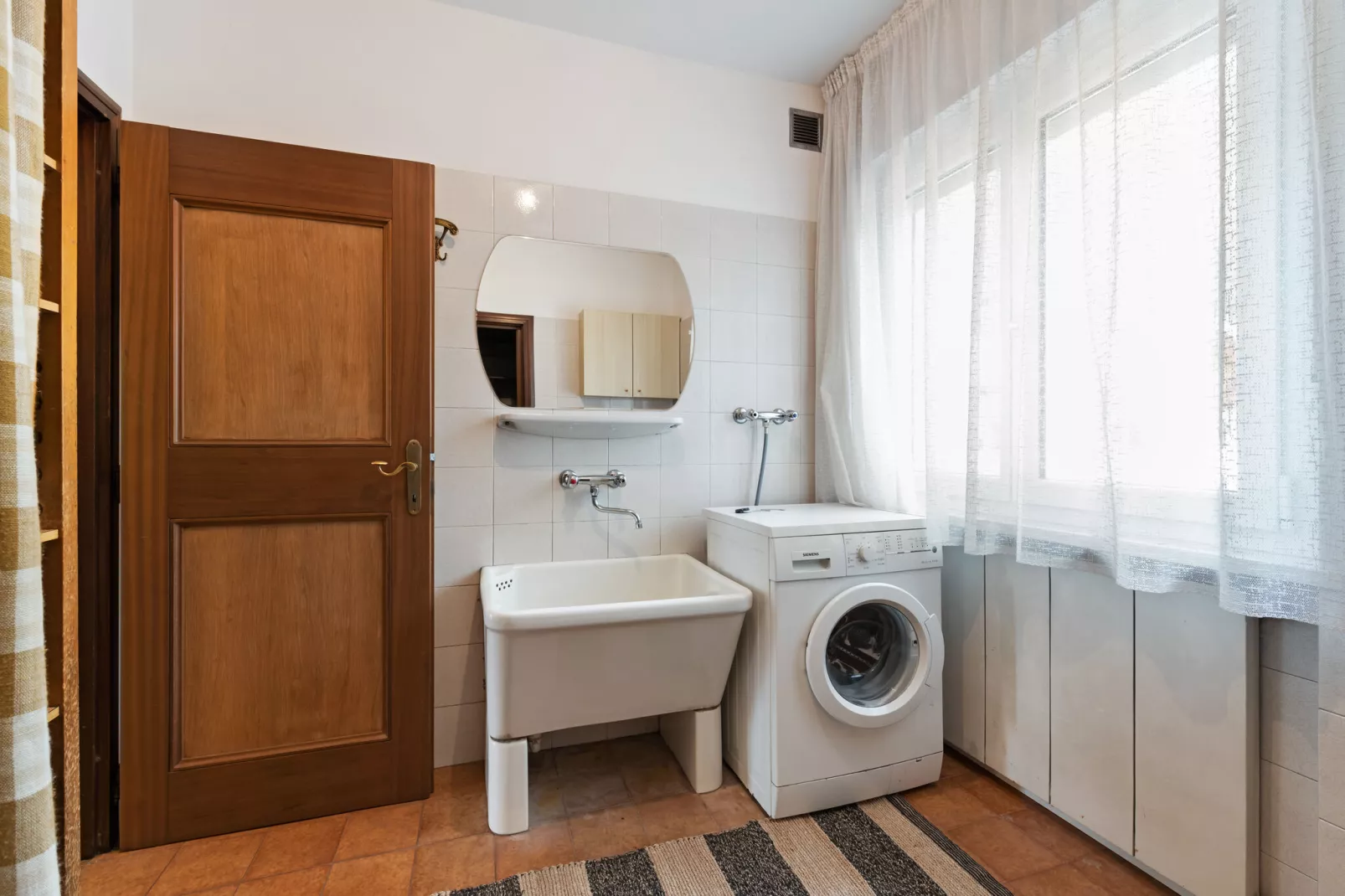 Fiamme Grande-Bathroom