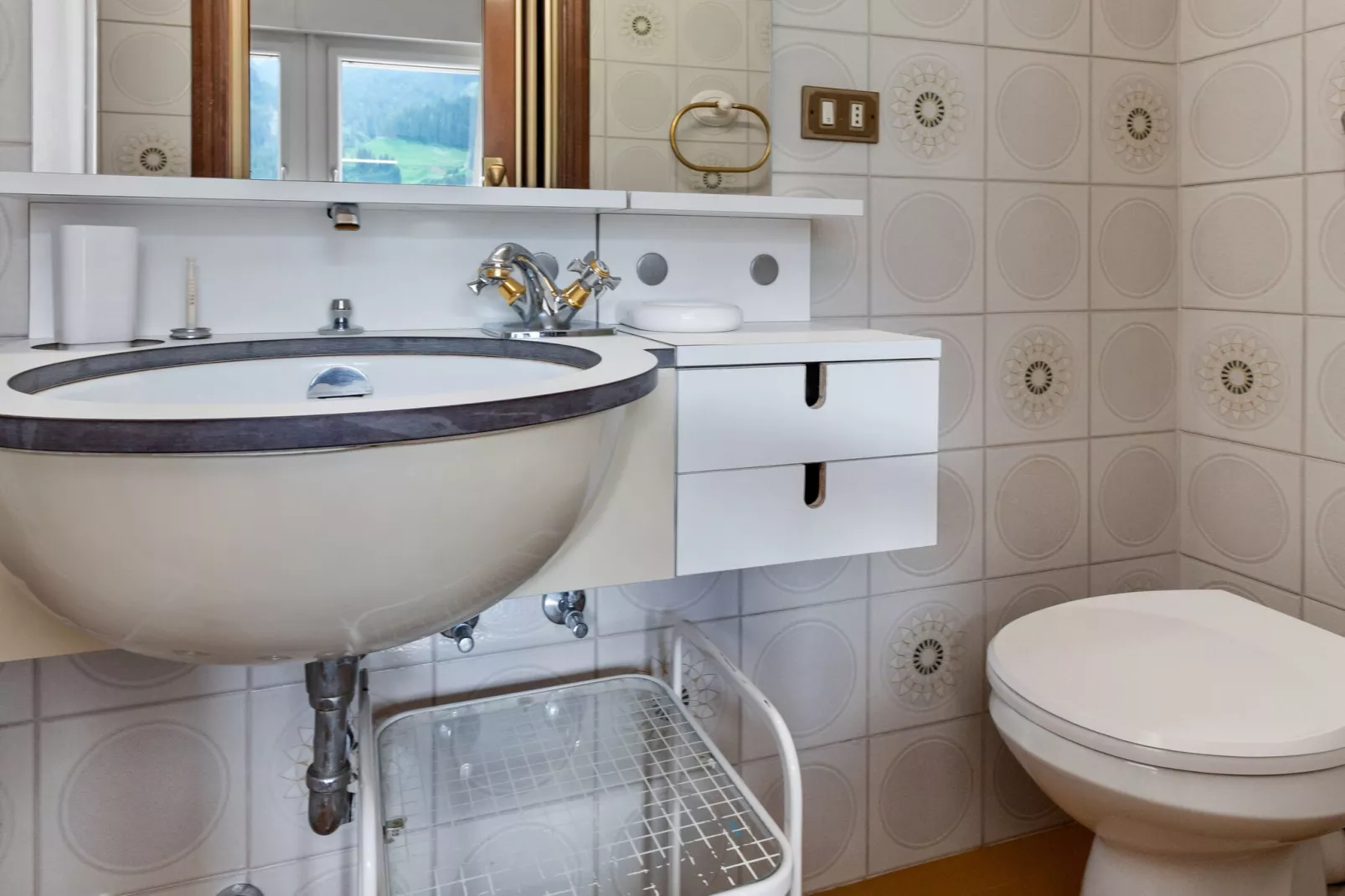 Fiamme Grande-Bathroom