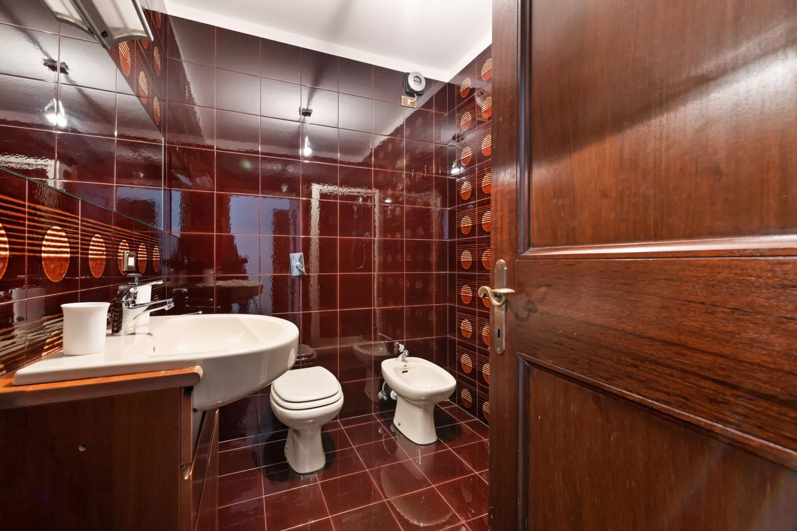 Fiamme Grande-Bathroom