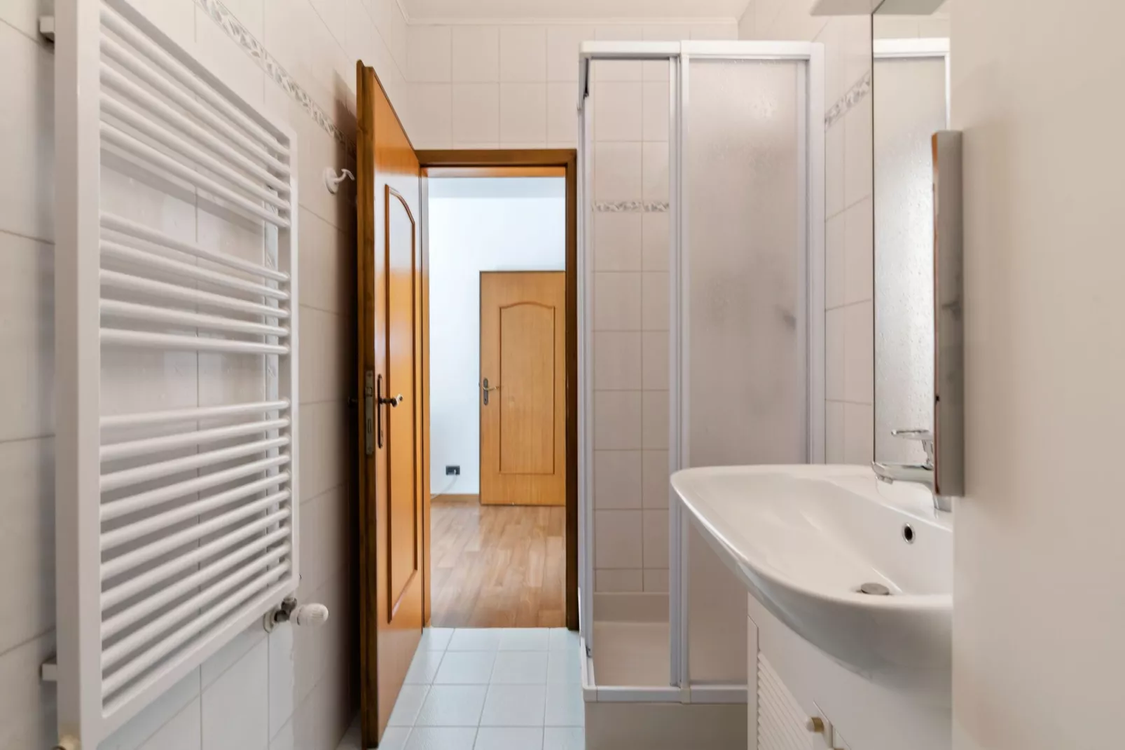 Fiamme Grande-Bathroom
