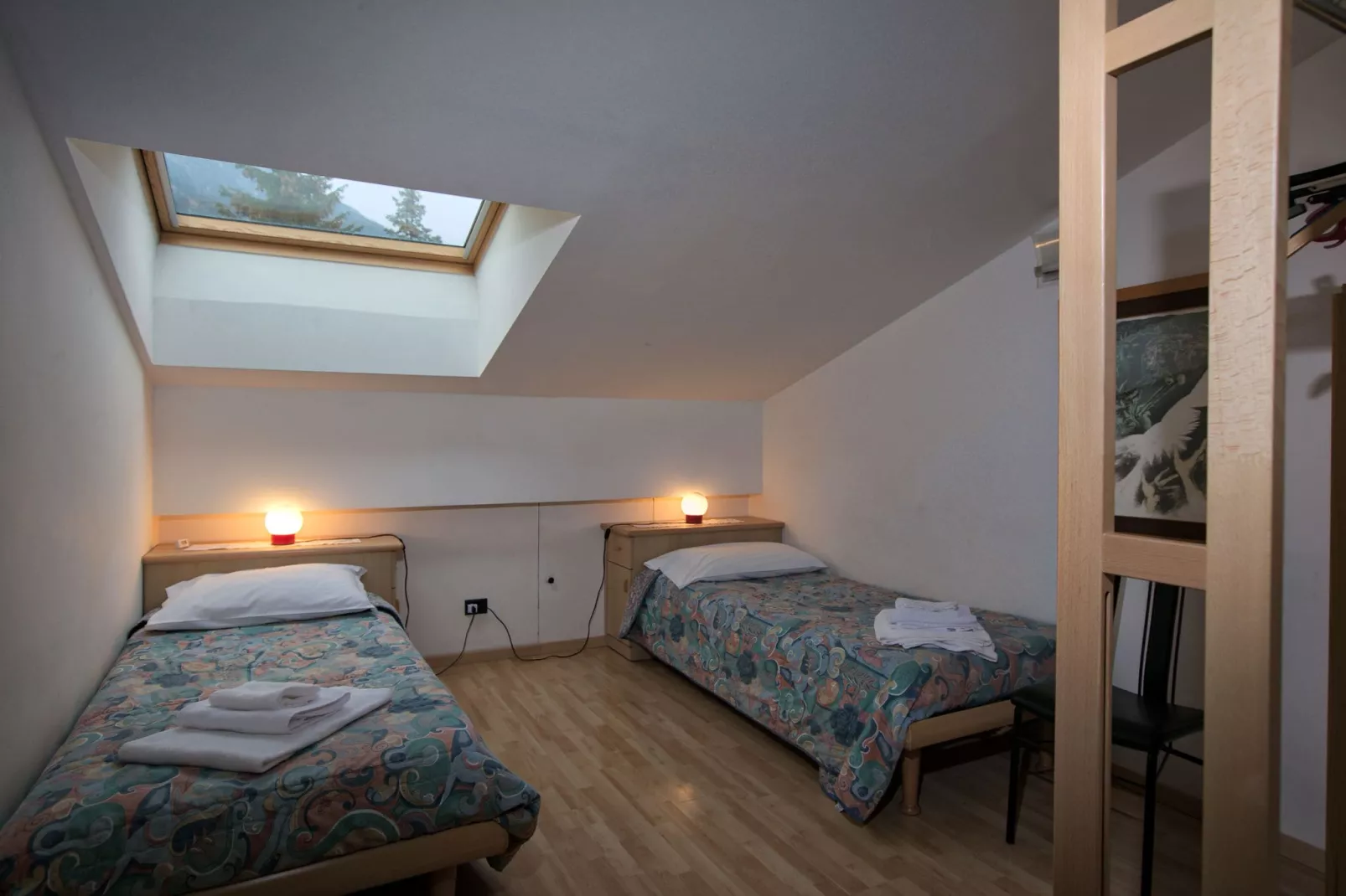 Fiamme-Bedroom