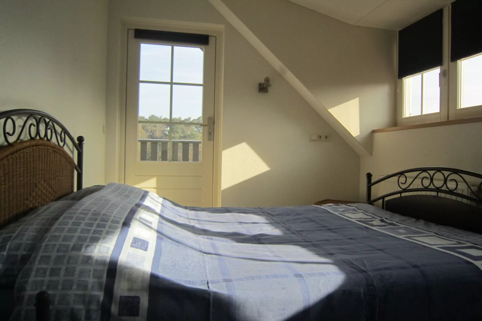 Le Petit Miracle-Bedroom
