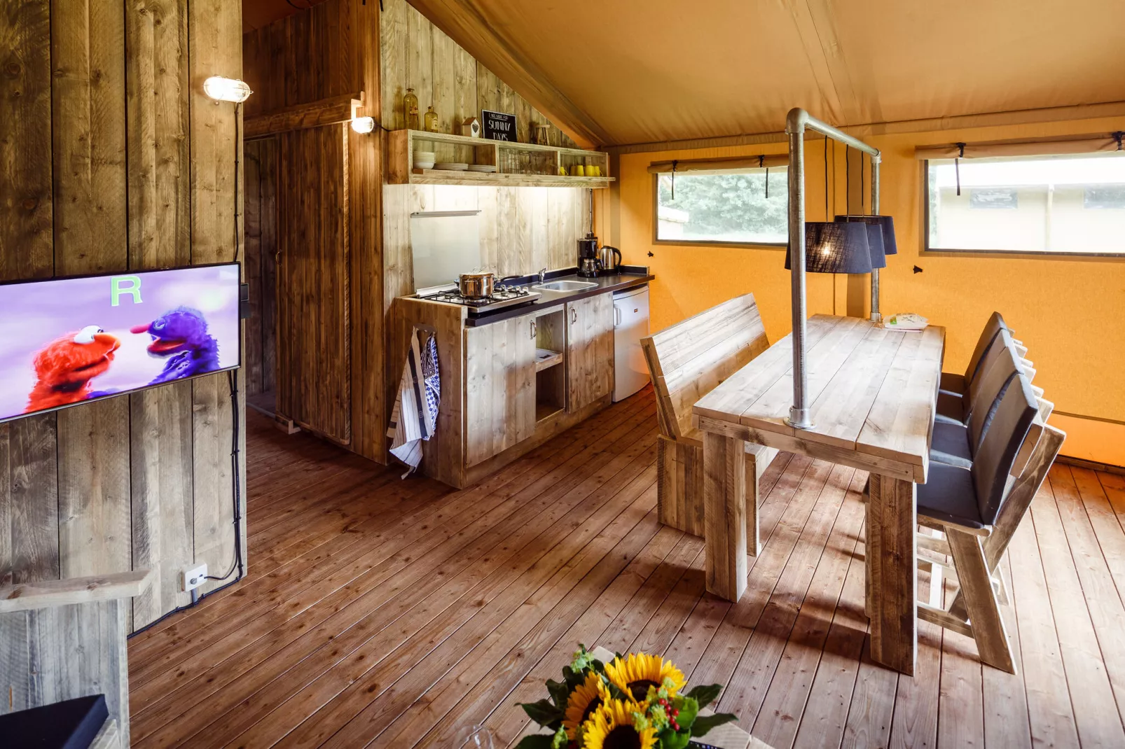 RCN Vakantiepark de Roggeberg 7-Kitchen