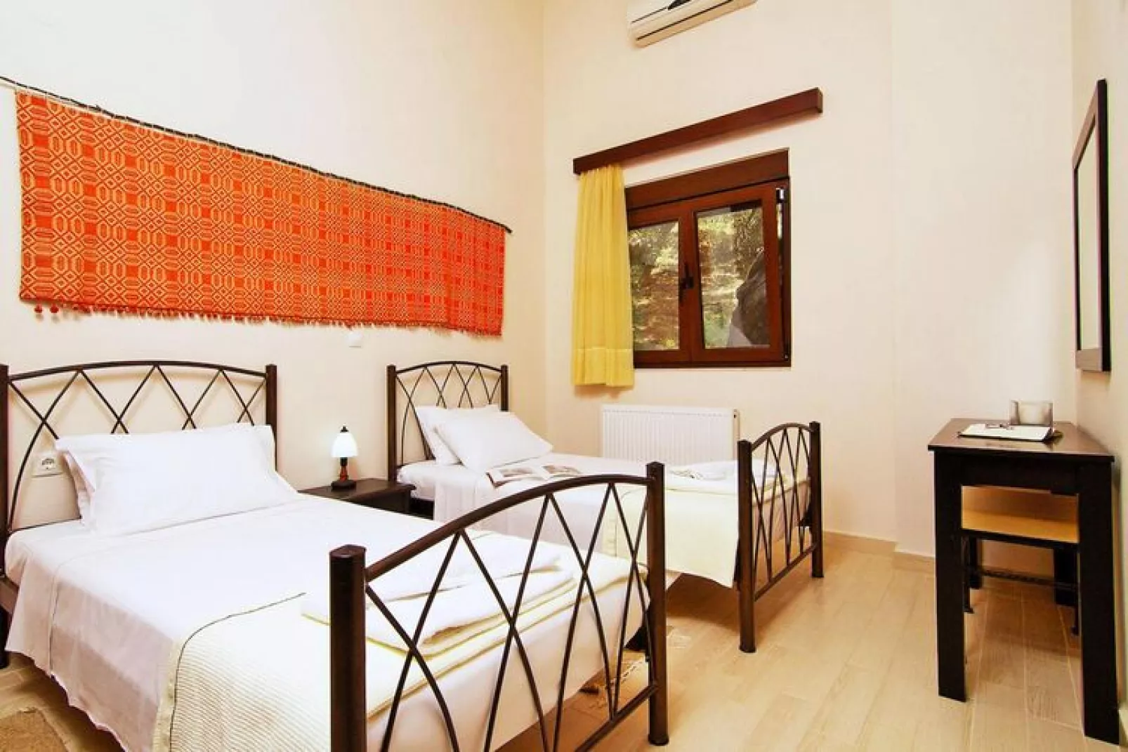 Holiday home, Kalamitsi Alexandrou-Villa Kalamitsi, ca. 108 qm, 6 pax-Schlafzimmer