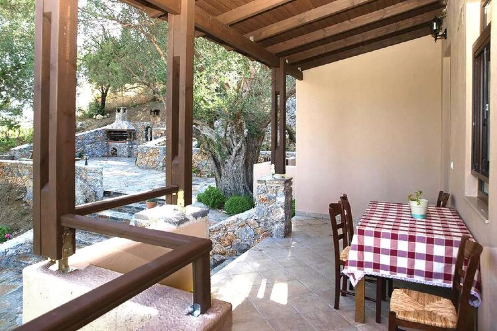 Holiday home, Kalamitsi Alexandrou-Villa Kalamitsi, ca. 108 qm, 6 pax-Außenbereich