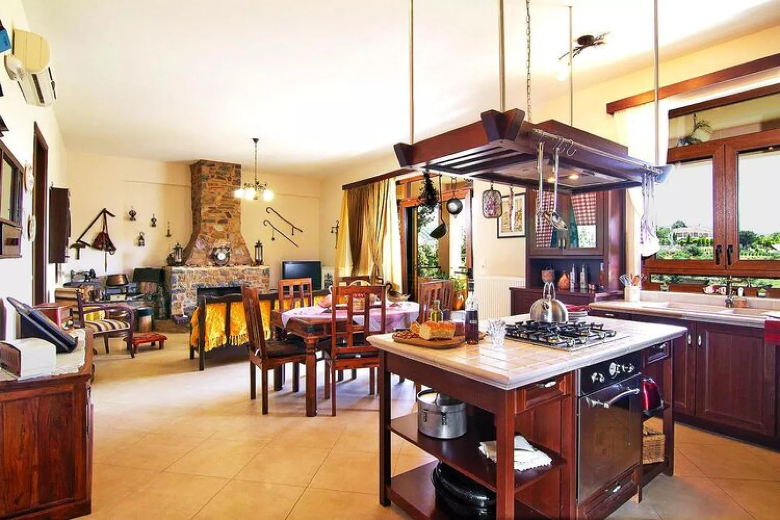 Holiday home, Kalamitsi Alexandrou-Villa Kalamitsi, ca. 108 qm, 6 pax-Wohnzimmer