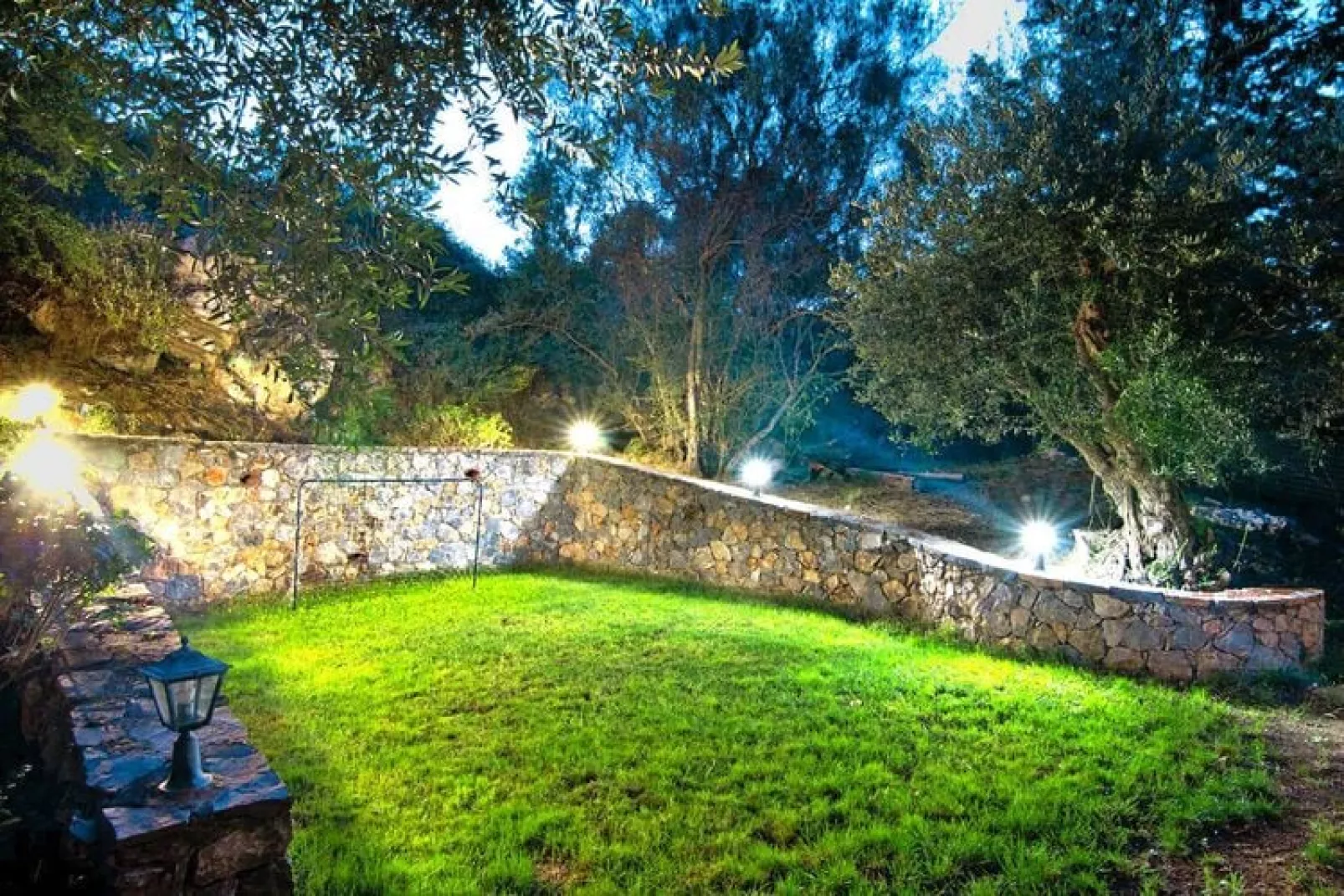 Holiday home, Kalamitsi Alexandrou-Villa Kalamitsi, ca. 108 qm, 6 pax-Gärten Sommer