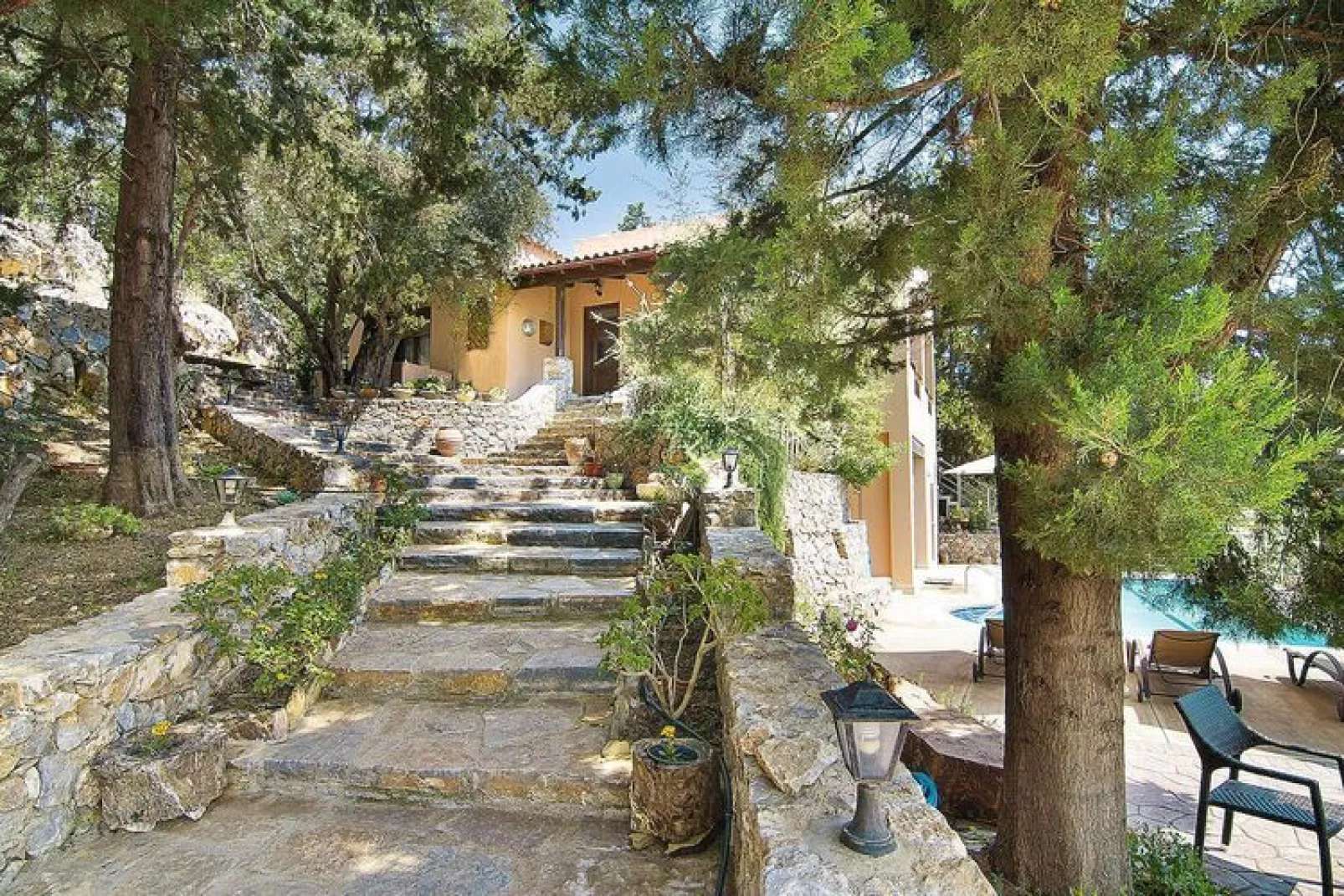 Holiday home, Kalamitsi Alexandrou-Villa Kalamitsi, ca. 108 qm, 6 pax-Gärten Sommer