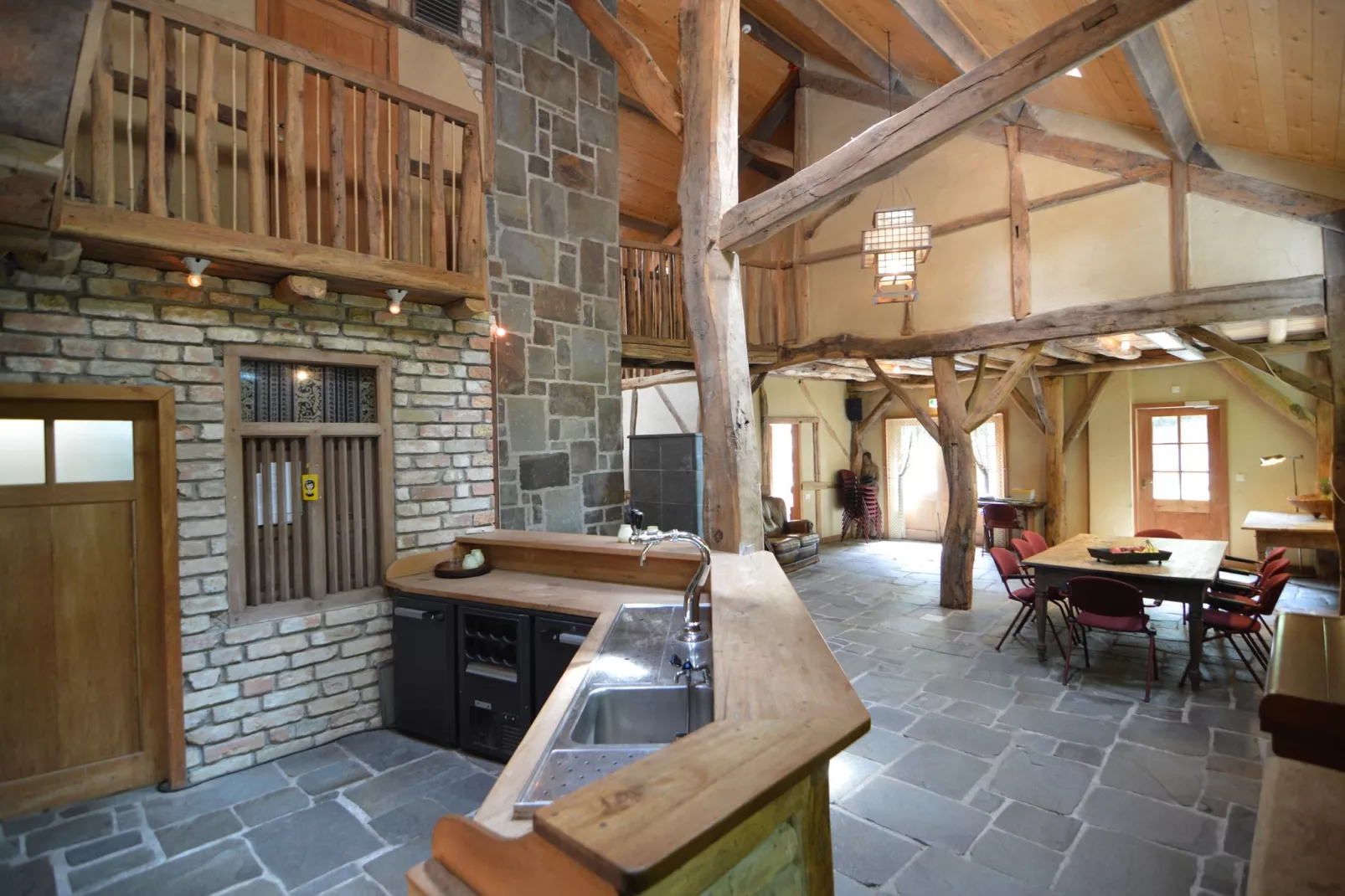 Lodge Maasduinen-Dining room