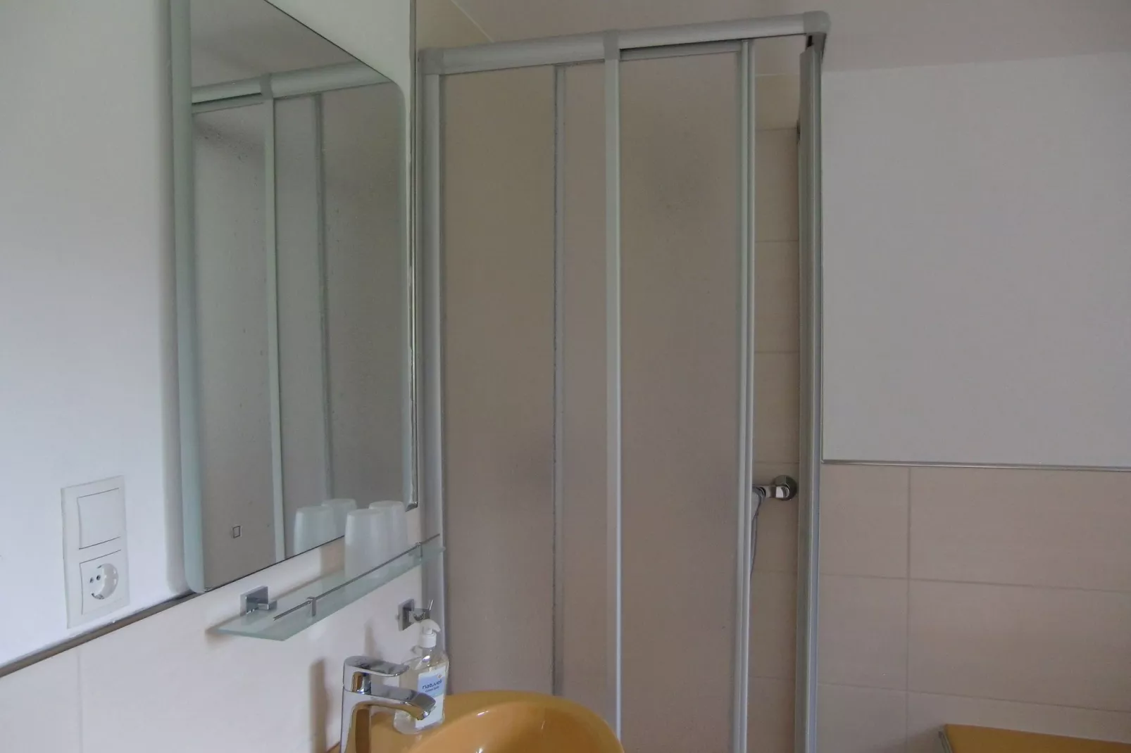 Kaifenheimer Mühle 1-Bathroom