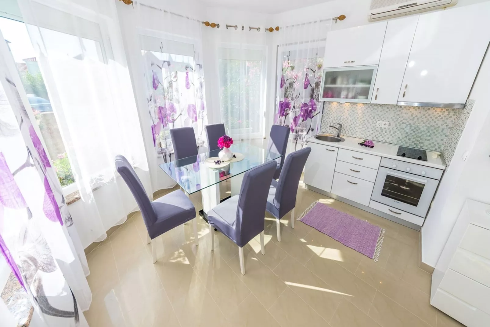 Villa Zaton-Dining room