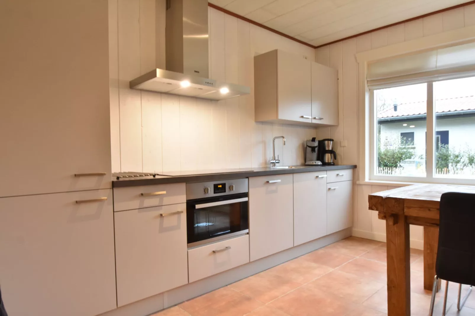 8p Garnekuul 1-Kitchen