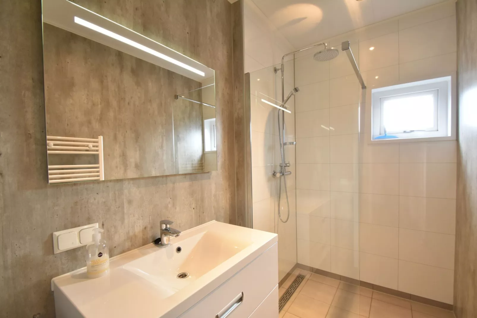 New Bay 1 t/m 4-Badezimmer