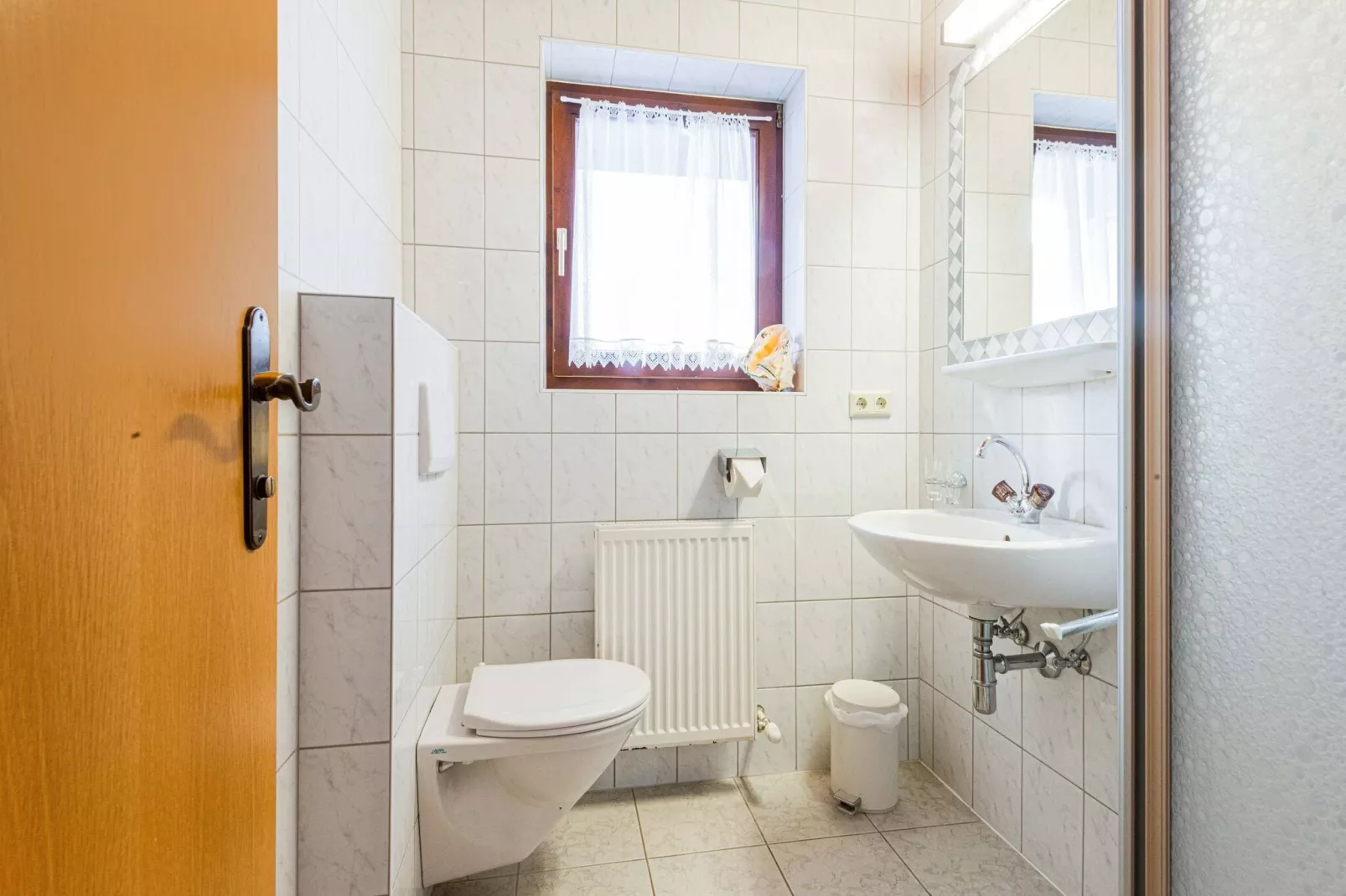 Haus Peppas-Bathroom