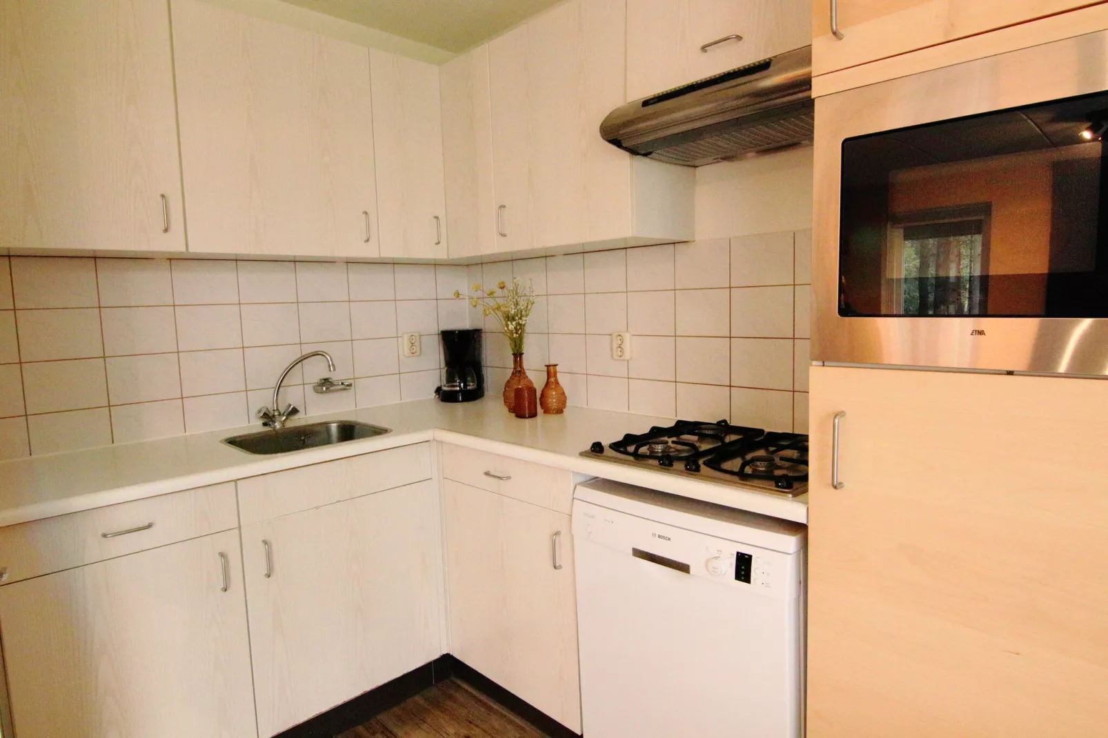 RCN Vakantiepark de Roggeberg 11-Küche