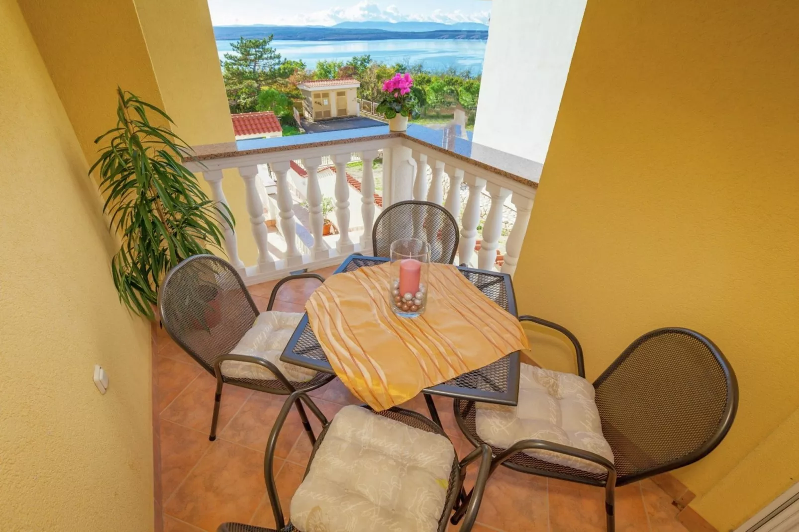 Viila Oleandar 12-Terrace balcony
