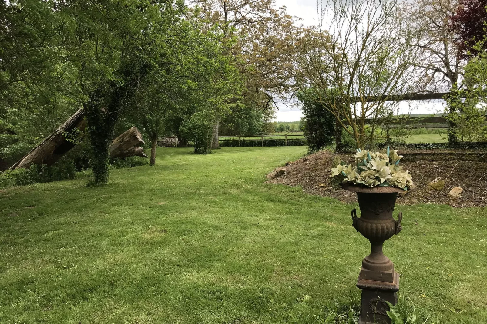 Maison de vacances Cinais-Gardens summer