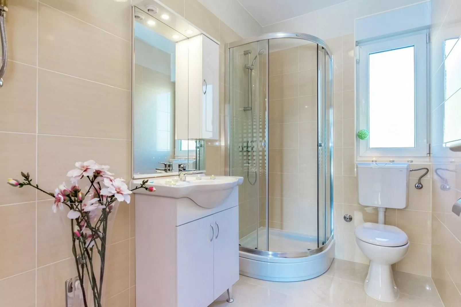 House Chiara 2-Bathroom