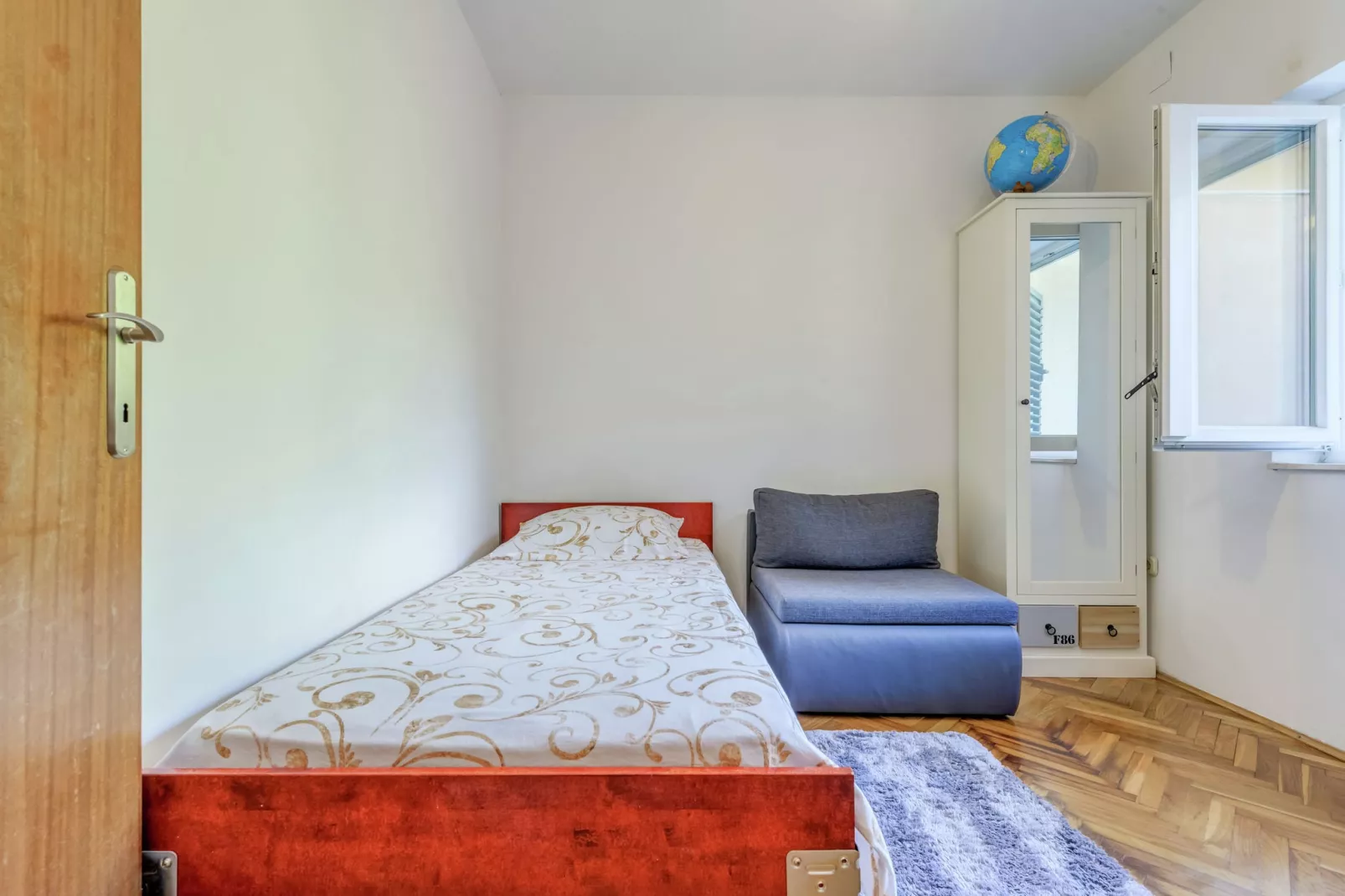 Country hideaway-Bedroom