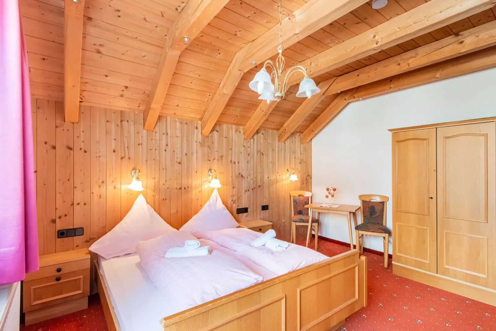 Haus Peppas-Chambre