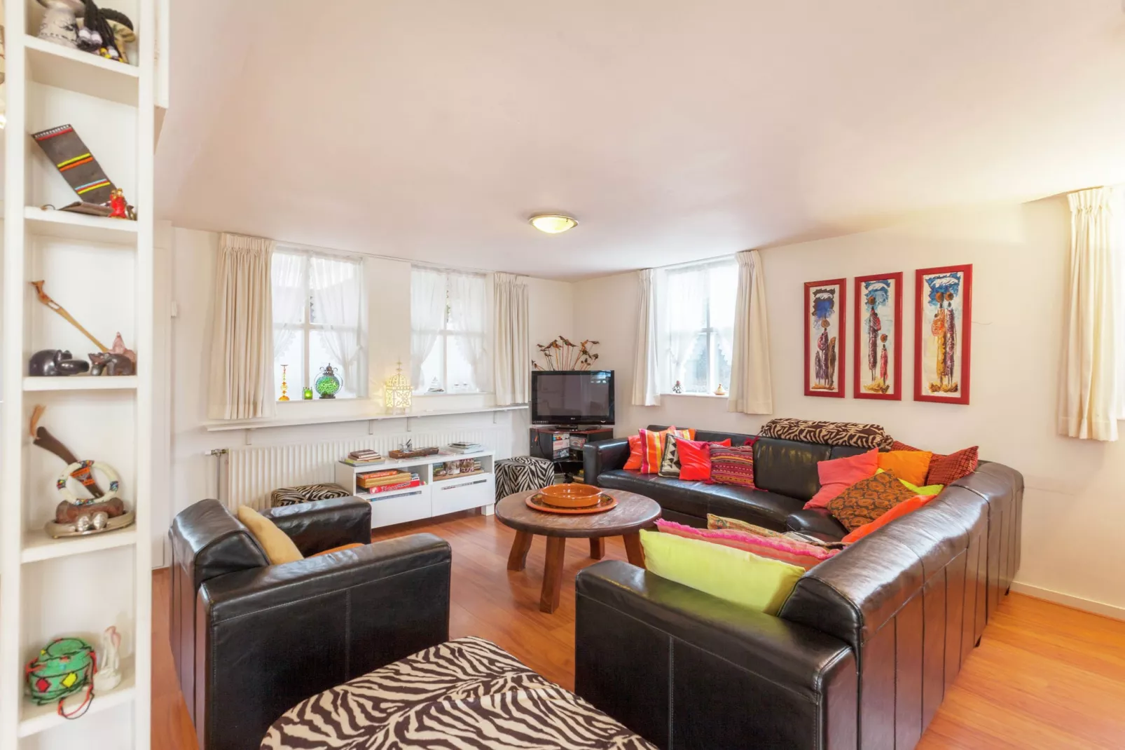 Smitske-Living room